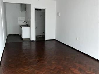 https://web5.gallito.com.uy/buen-monoambiente-en-goes-inmuebles-27723219