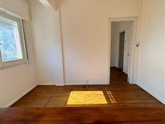 https://web5.gallito.com.uy/1-dormitorio-al-frente-iluminado-calle-maldonado-inmuebles-27723545