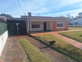 https://web5.gallito.com.uy/venta-villa-colon-4-dor-y-2-baños-jardin-y-fondo-amplio-inmuebles-27726537