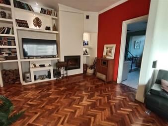 https://web5.gallito.com.uy/venta-casa-3-dormitorios-ph-de-altos-en-parque-rodo-inmuebles-27723890