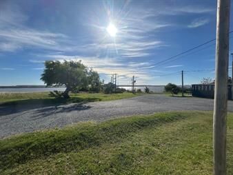 https://web5.gallito.com.uy/venta-de-terreno-en-fray-bentos-barrio-la-toma-inmuebles-27784807