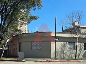 https://www.gallito.com.uy/parque-batlle-–-casa-en-alquiler-ideal-oficina-consultorio-inmuebles-27787627