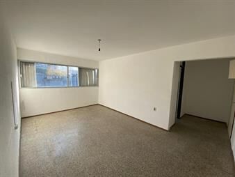 https://www.gallito.com.uy/alquiler-apartamento-de-3-dormitorios-en-euskalerria-70-inmuebles-27793516