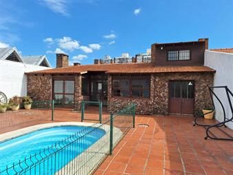 https://www.gallito.com.uy/dueño-vende-inmuebles-27775440