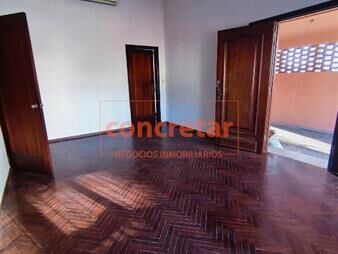https://www.gallito.com.uy/generosa-casa-de-dos-plantas-en-brazo-oriental-inmuebles-27798833