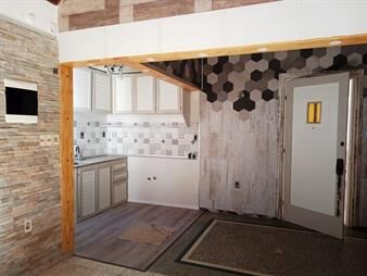 https://www.gallito.com.uy/apt-impecable-si-gtoscomunes-estufa-leña-parrillero-patio-inmuebles-27808410