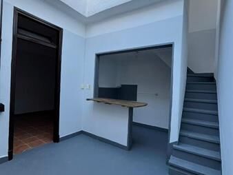 https://web5.gallito.com.uy/apartamento-de-2-dormitorios-en-la-blanqueada-inmuebles-27808640