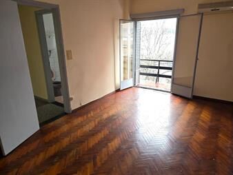 https://www.gallito.com.uy/apartamento-2-dormitorios-tres-cruces-gastos-comunes-bajos-inmuebles-27808880