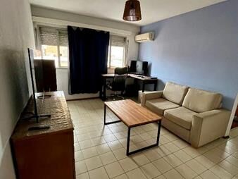 https://www.gallito.com.uy/dueño-vende-luminoso-apartamento-1-dormitorio-en-cordon-inmuebles-27809179