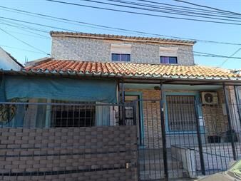 https://www.gallito.com.uy/venta-casa-dos-pisos-3-dormitorios-–-barrio-la-teja-inmuebles-27831250