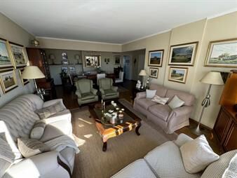 https://www.gallito.com.uy/3-dormitorios-3-baños-cordon-con-garaje-doble-inmuebles-27835478