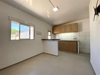 https://www.gallito.com.uy/alquiler-apartamento-hecho-nuevo-en-perez-castellanos-inmuebles-27839643