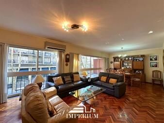 https://www.gallito.com.uy/venta-apartamento-en-pocitos-4-dormitorios-3-baños-inmuebles-27840619