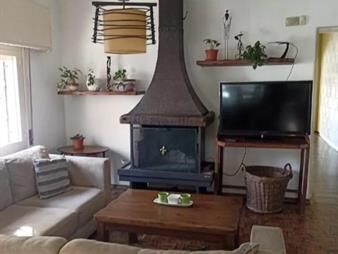 https://www.gallito.com.uy/preciosa-casa-en-lo-mejor-de-parque-batlle-inmuebles-27854674