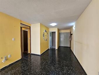 https://www.gallito.com.uy/alquiler-apartamento-dos-dormitorios-barrio-sur-frente-a-la-inmuebles-27858515