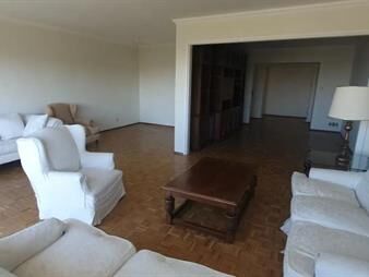https://www.gallito.com.uy/lo-mejor-de-villa-biarritz-inmuebles-27859334