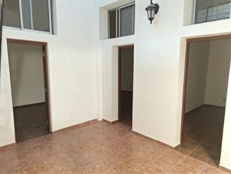 https://www.gallito.com.uy/apartamento-en-alquiler-4-dormitorios-en-la-comercial-inmuebles-27859619