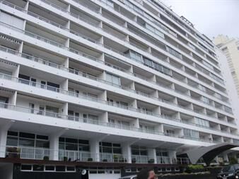 https://www.gallito.com.uy/peninsula-piscina-terraza-garage-vista-al-puerto-inmuebles-27860196