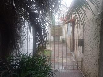 https://www.gallito.com.uy/imperial-alquilaapto-un-dormitrio-patio-con-parrillero-inmuebles-27576497