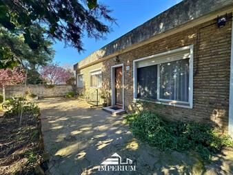 https://www.gallito.com.uy/venta-casa-3-dormitorios-peñarol-inmuebles-27865928