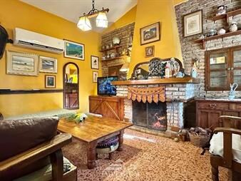 https://www.gallito.com.uy/vendo-casa-de-4-dormitorios-y-apartamento-con-amplio-terreno-inmuebles-27874158