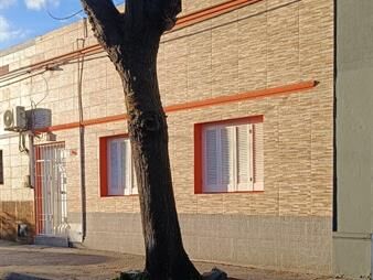 https://www.gallito.com.uy/casa-en-paso-molino-dos-dormitorios-y-demas-inmuebles-27874295