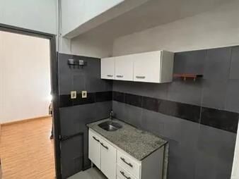 https://www.gallito.com.uy/1-dorm-gc-muy-bajos-aguada-1-er-piso-escalera-inmuebles-27875008