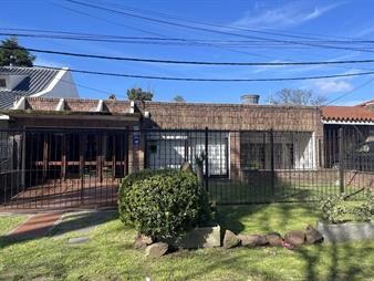 https://www.gallito.com.uy/venta-casa-con-garaje-en-el-prado-inmuebles-27875261