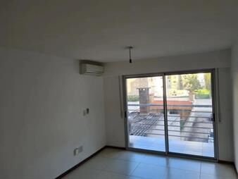 https://www.gallito.com.uy/precioso-monoambiente-muy-luminoso-c-balcon-pocitos-inmuebles-27875422