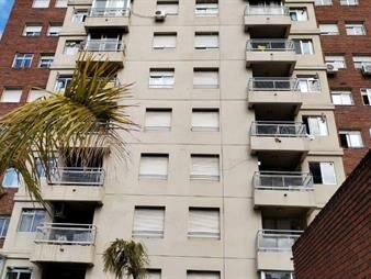 https://www.gallito.com.uy/alquiler-apartamento-en-pocitos-de-1-dormitorio-inmuebles-27897749