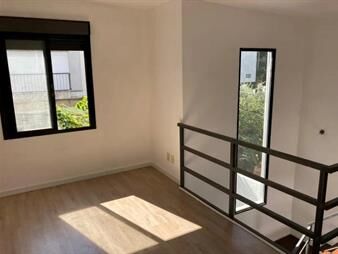 https://www.gallito.com.uy/alquiler-apartamento-en-pocitos-con-duplex-moderno-inmuebles-27899498