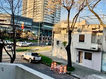 https://www.gallito.com.uy/apartamento-en-alquiler-1-dormitorio-frente-a-nuevo-centro-inmuebles-27896775