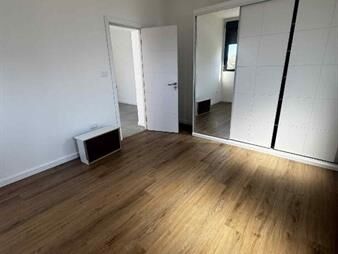 https://www.gallito.com.uy/a-estrenar-cochera-soleado-gc-bajos-imperdible-inmuebles-27906722