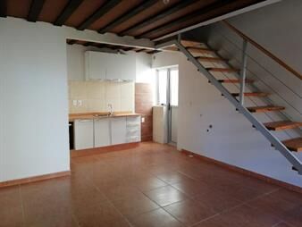 https://www.gallito.com.uy/duplex-1-dormitorio-con-patio-en-reducto-–-admite-banco-inmuebles-27907144