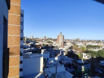 https://www.gallito.com.uy/piso-alto-luminoso-cerca-de-centros-medicos-y-comerciales-inmuebles-27914457