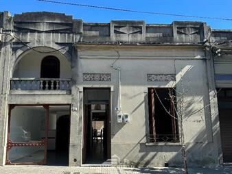 https://www.gallito.com.uy/venta-casa-3-dormitorios-y-local-comercial-en-florida-inmuebles-27918564