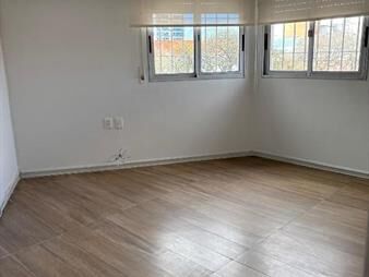 https://www.gallito.com.uy/excelente-ubicacion-buen-estado-2-garaje-no-deje-de-verlo-inmuebles-27918667