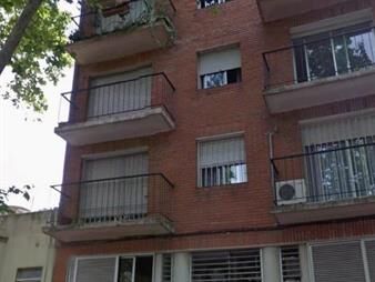 https://www.gallito.com.uy/se-alquila-apto-de-2-dormitorios-calle-canelones-centro-inmuebles-27926920