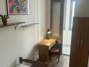 https://web5.gallito.com.uy/alquilo-habitaciones-estudiantes-yo-personas-con-trabajo-inmuebles-27899268