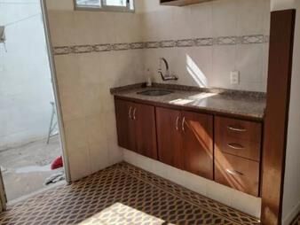 https://www.gallito.com.uy/con-patio-gastos-comunes-bajos-1-dorm-comodo-y-luminoso-inmuebles-27929050