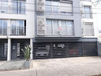 https://www.gallito.com.uy/contacto-propiedades-alquila-apto-con-garage-inmuebles-27929703