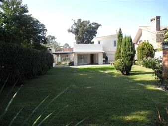 https://www.gallito.com.uy/alquiler-casa-carrasco-1-planta-ideal-empresa-o-vivienda-fon-inmuebles-27946295
