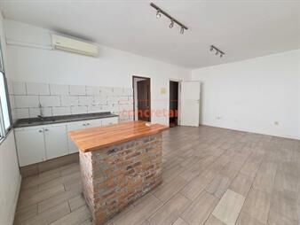 https://www.gallito.com.uy/impecable-en-centro-a-pasos-de-av-18-de-julio-inmuebles-27946614