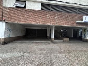 https://www.gallito.com.uy/venta-cochera-19m2-en-tres-cruces-con-seguridad-247-inmuebles-27947148
