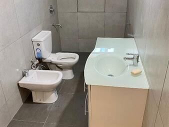 https://www.gallito.com.uy/dueño-alquila-muy-buena-casa-en-shangrila-inmuebles-27950274