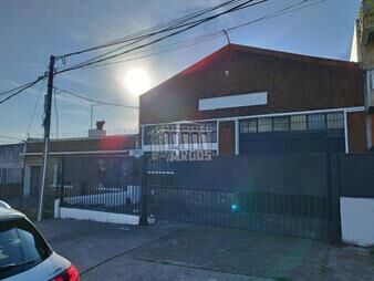 https://www.gallito.com.uy/argos-excel-local-pu-412-m2-a-mts-damaso-a-larrañaga-inmuebles-27959642
