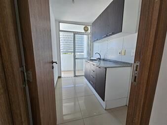 https://www.gallito.com.uy/alquiler-apartamento-2-dormitorios-en-agraciada-inmuebles-27959870