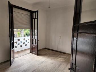 https://www.gallito.com.uy/se-alquila-apto-1-x-escaleras-2-dorm-zona-capurro-inmuebles-27963100