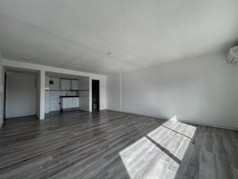 https://web5.gallito.com.uy/apartamento-en-alquiler-monoambiente-pocitos-muy-soleado-inmuebles-20384166