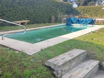https://www.gallito.com.uy/casa-centrica-con-piscina-parrillero-galpon-2-bañ-4-dormi-inmuebles-27968694